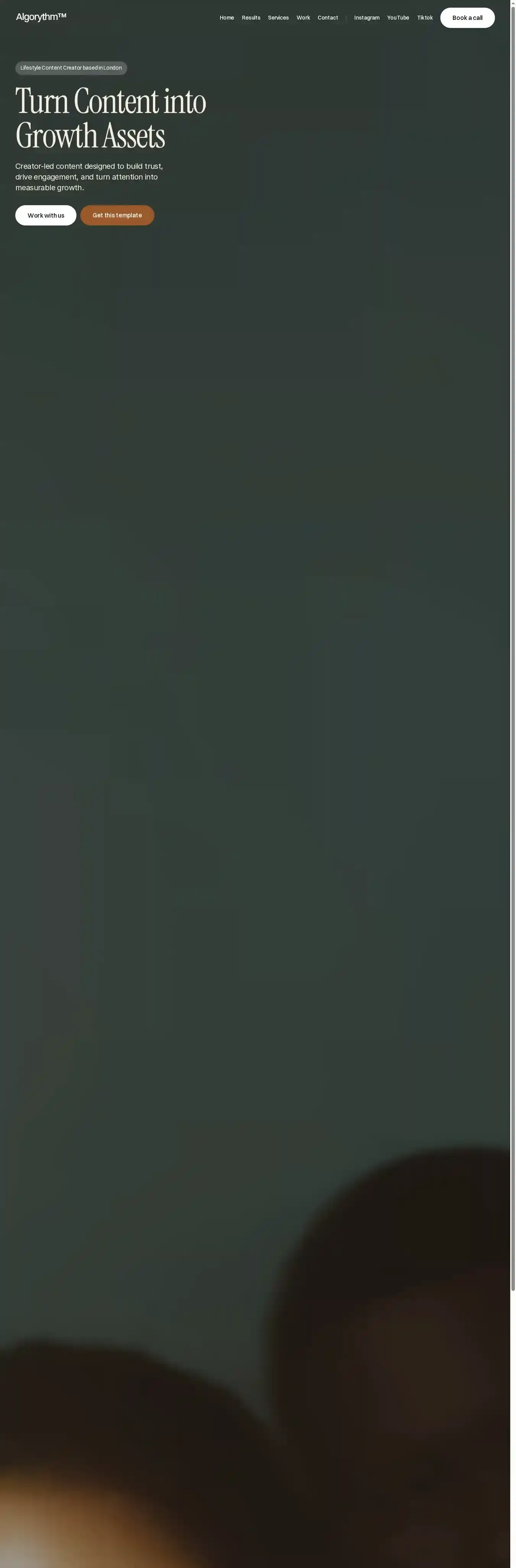 Algorythmy home page on desktop