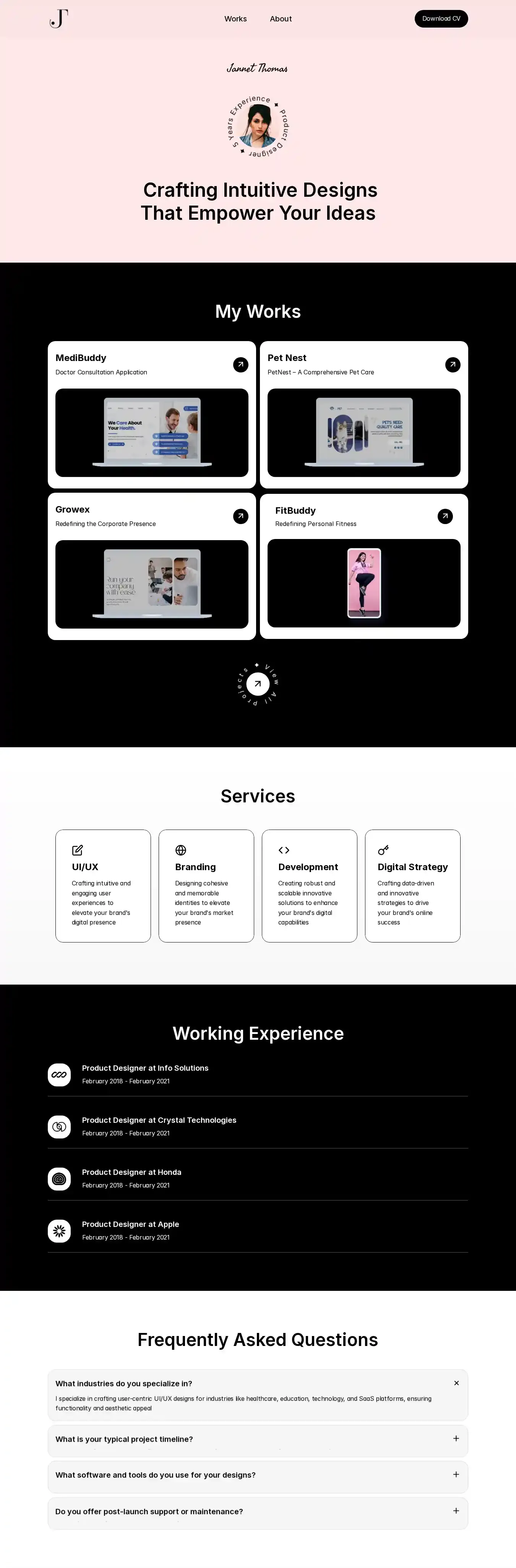 Minicase home page on desktop